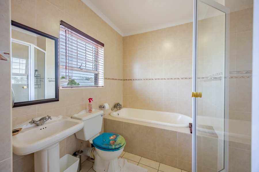 4 Bedroom Property for Sale in Milnerton Ridge Western Cape